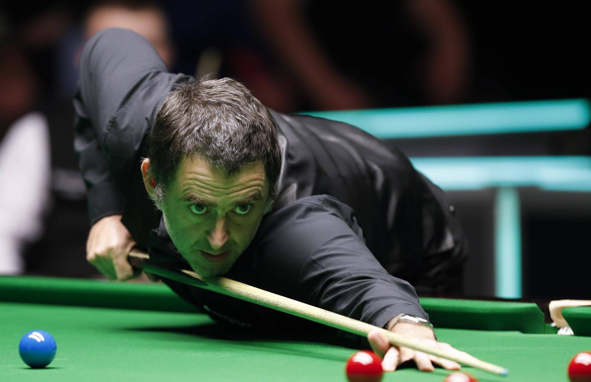 员在这样的 员在这样的